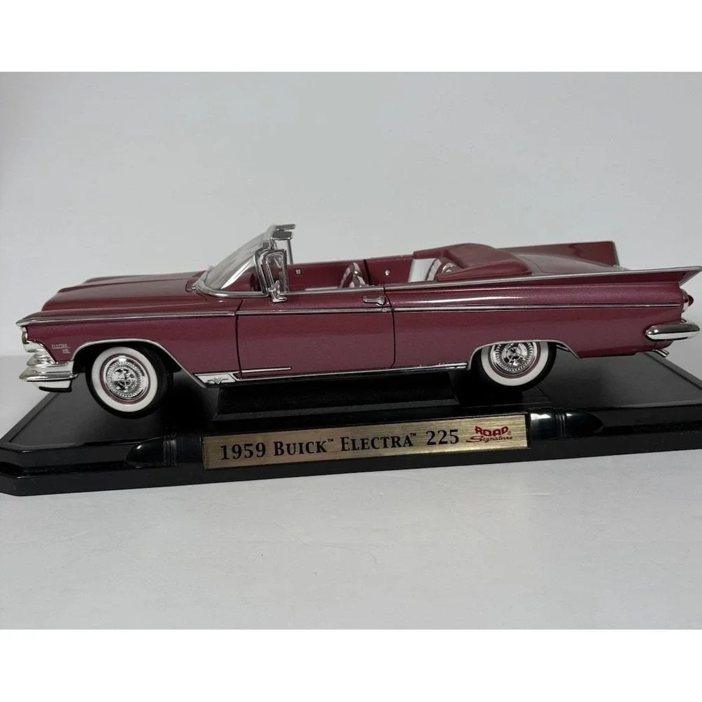 Road Signature 1959 Buick Electra 225 Convertible 1:18 Lavender Diecast Car RARE